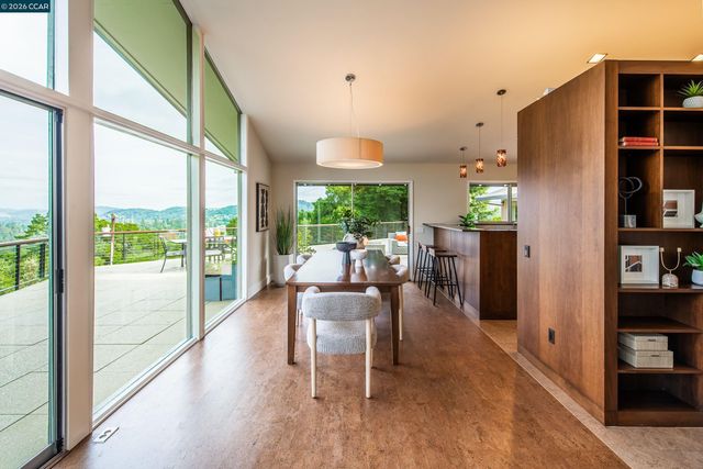 6 Donald Drive, Orinda, CA 94563