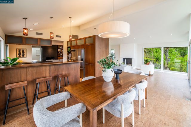 6 Donald Drive, Orinda, CA 94563