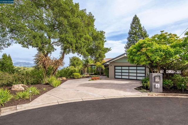 6 Donald Drive, Orinda, CA 94563