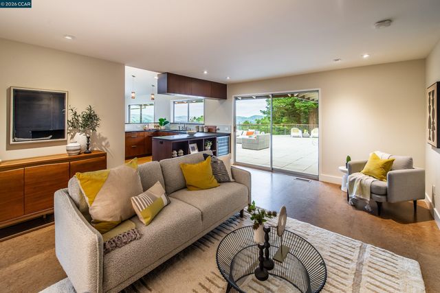 6 Donald Drive, Orinda, CA 94563