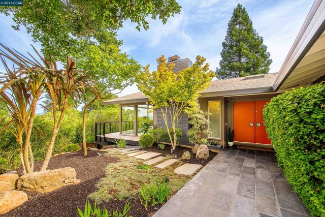 6 Donald Drive, Orinda, CA 94563