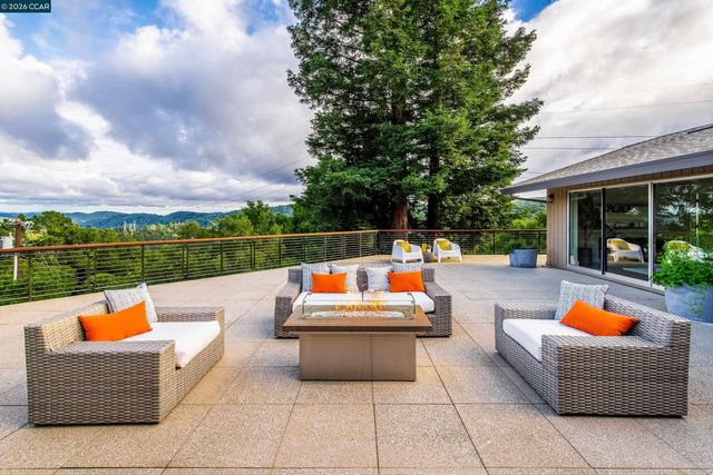 6 Donald Drive, Orinda, CA 94563