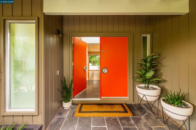 6 Donald Drive, Orinda, CA 94563