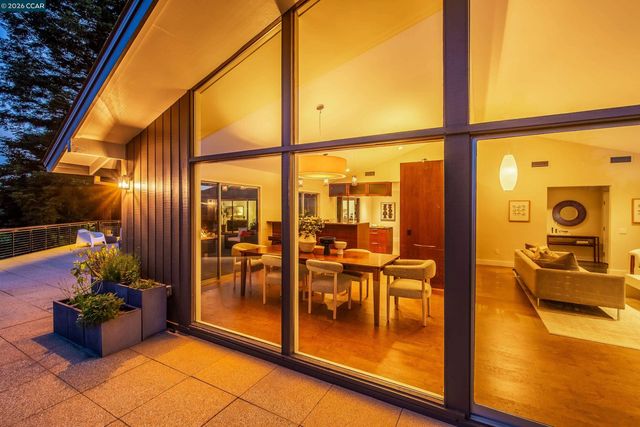 6 Donald Drive, Orinda, CA 94563