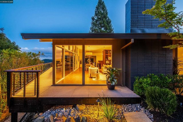 6 Donald Drive, Orinda, CA 94563