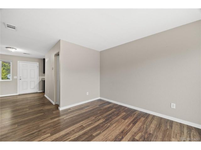 311 W Lehow Ave 14, Englewood, CO 80110