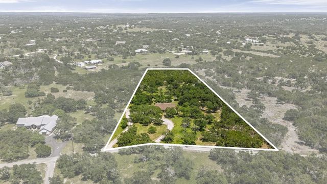 325 Cedar Ridge, Kerrville, TX 78028