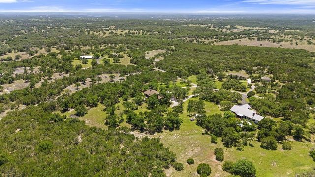 325 Cedar Ridge, Kerrville, TX 78028