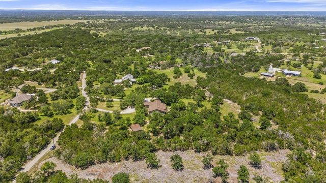 325 Cedar Ridge, Kerrville, TX 78028