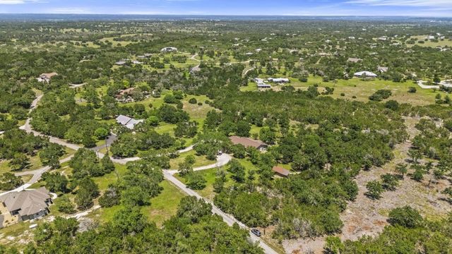 325 Cedar Ridge, Kerrville, TX 78028