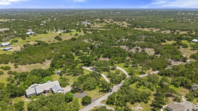 325 Cedar Ridge, Kerrville, TX 78028