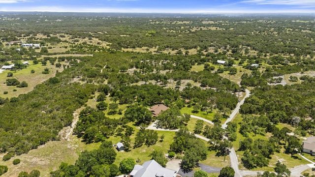 325 Cedar Ridge, Kerrville, TX 78028