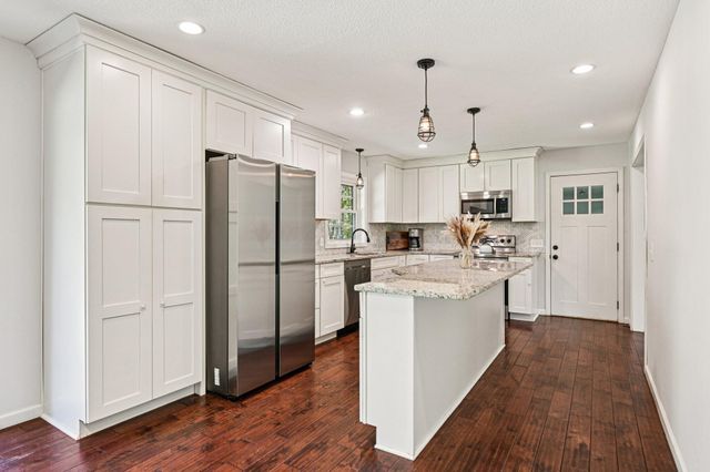 545 N County Line Road, Sunbury, OH 43074