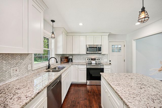 545 N County Line Road, Sunbury, OH 43074