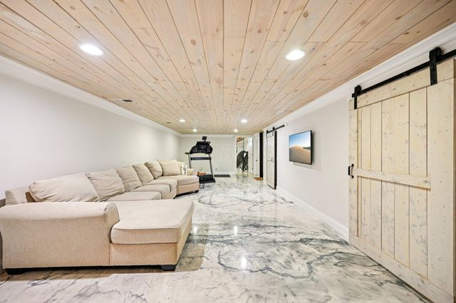 545 N County Line Road, Sunbury, OH 43074