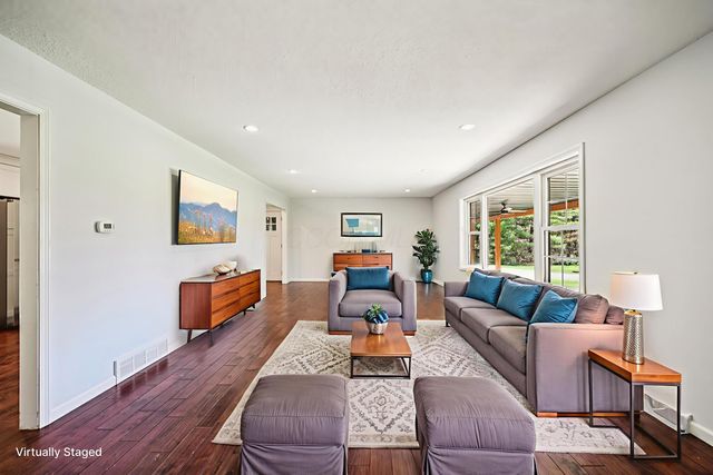 545 N County Line Road, Sunbury, OH 43074