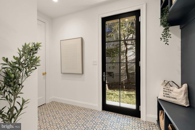 2733 CHESAPEAKE ST NW, Washington, DC 20008