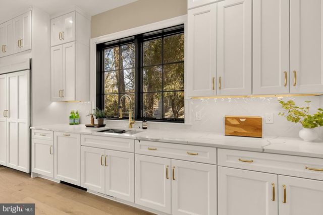 2733 CHESAPEAKE ST NW, Washington, DC 20008