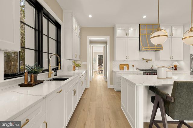 2733 CHESAPEAKE ST NW, Washington, DC 20008