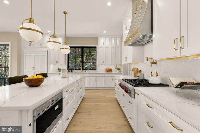 2733 CHESAPEAKE ST NW, Washington, DC 20008