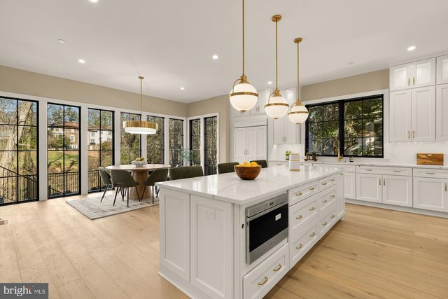 2733 CHESAPEAKE ST NW, Washington, DC 20008