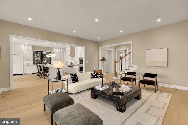 2733 CHESAPEAKE ST NW, Washington, DC 20008