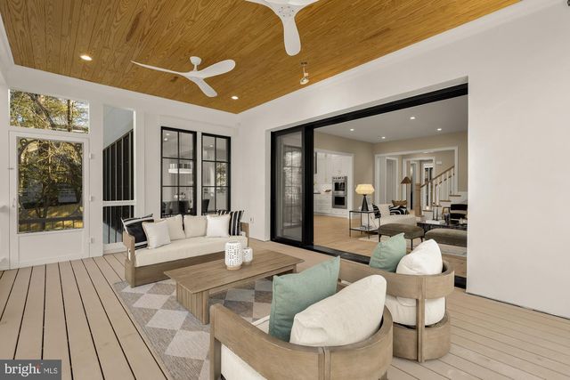 2733 CHESAPEAKE ST NW, Washington, DC 20008