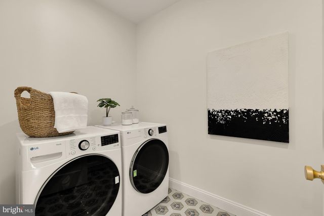 2733 CHESAPEAKE ST NW, Washington, DC 20008