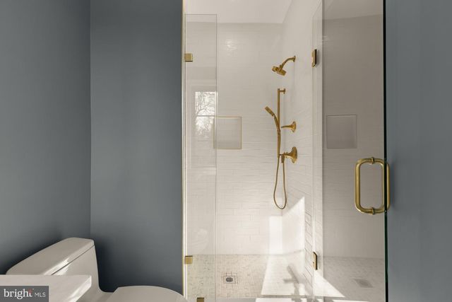 2733 CHESAPEAKE ST NW, Washington, DC 20008