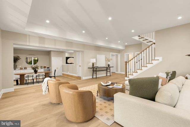 2733 CHESAPEAKE ST NW, Washington, DC 20008