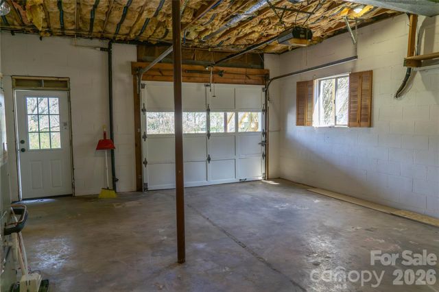 183 Mount Carmel Road, Asheville, NC 28806