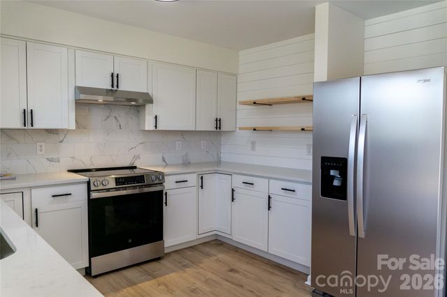 183 Mount Carmel Road, Asheville, NC 28806