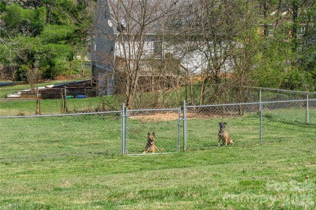 183 Mount Carmel Road, Asheville, NC 28806