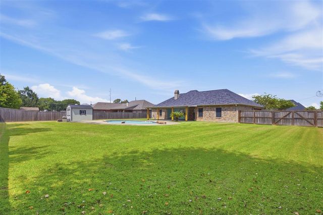 5726 W Kayleigh Lane, Lake Charles, LA 70605