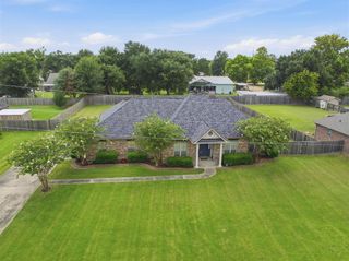 5726 W Kayleigh Lane, Lake Charles, LA 70605