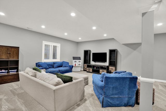 4030 Birkdale Drive, Carmel, IN 46033