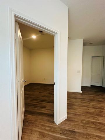 309 Maple Bark Trail, Willis, TX 77378