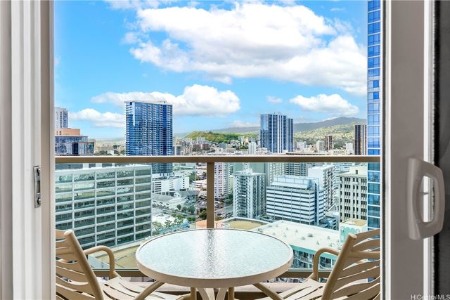 410 Atkinson Drive 2629, Honolulu, HI 96814