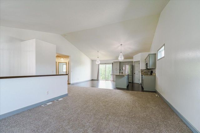 1972 127th Court NE, Blaine, MN 55449