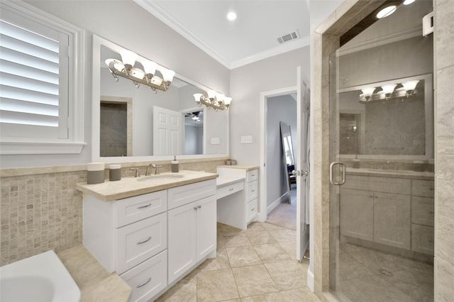 1642 Richelieu Lane, Houston, TX 77018