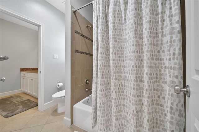 1642 Richelieu Lane, Houston, TX 77018