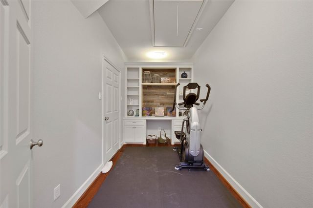 1642 Richelieu Lane, Houston, TX 77018
