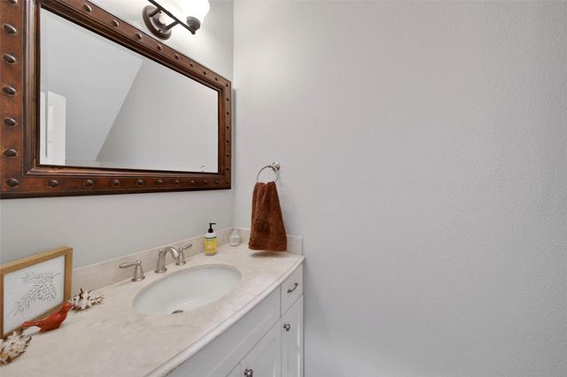 1642 Richelieu Lane, Houston, TX 77018