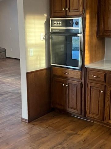 2805 NE Shelter Creek Dr, Lawton, OK 73507