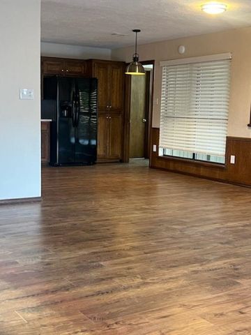 2805 NE Shelter Creek Dr, Lawton, OK 73507