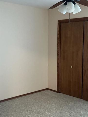 2805 NE Shelter Creek Dr, Lawton, OK 73507