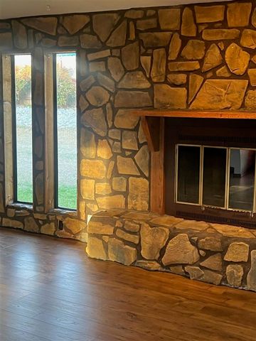 2805 NE Shelter Creek Dr, Lawton, OK 73507