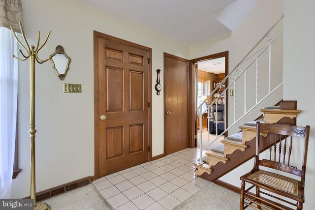 2129 KENTWOOD DR, Lancaster, PA 17601