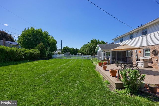 2129 KENTWOOD DR, Lancaster, PA 17601