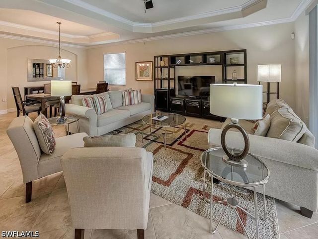 9254 Veneto PL, Naples, FL 34113